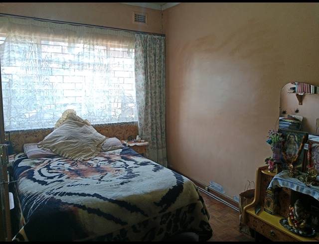 4 BEDROOM HOUSE FOR SALE IN RAISETHORPE